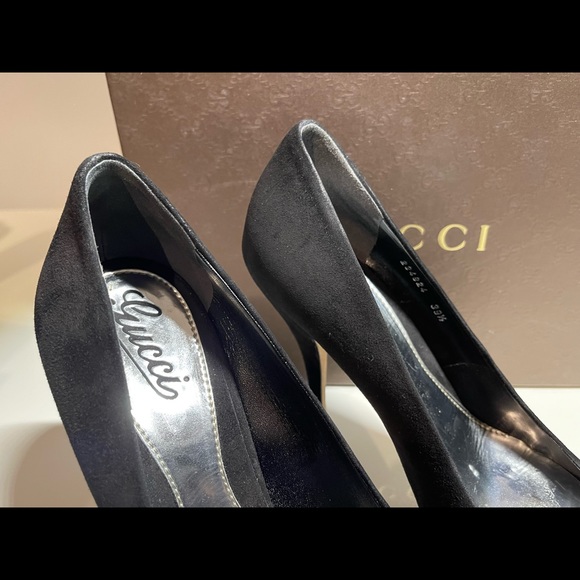Gucci Heels - Picture 3 of 7